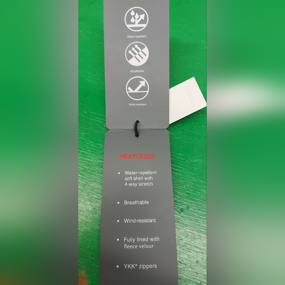 Kirkland Jacket with Hood Black Size XXL Warm and Comfortable. Very Sleek - Picture 9 of 10